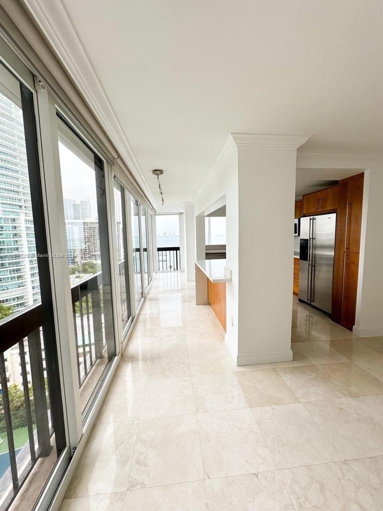 2333 Brickell Ave - Photo 3