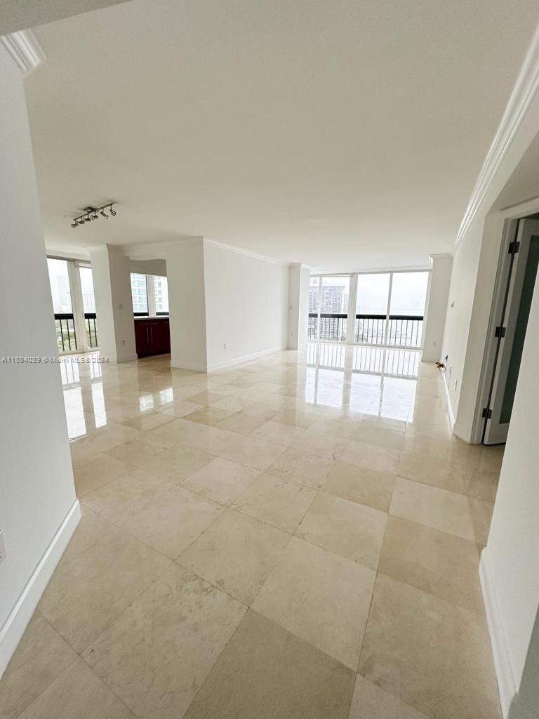 2333 Brickell Ave - Photo 18