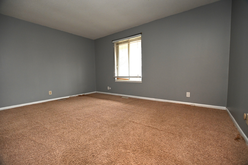 3121 Shadow Brook Drive - Photo 13