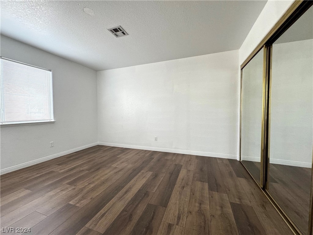 7913 Waterfalls Avenue - Photo 25