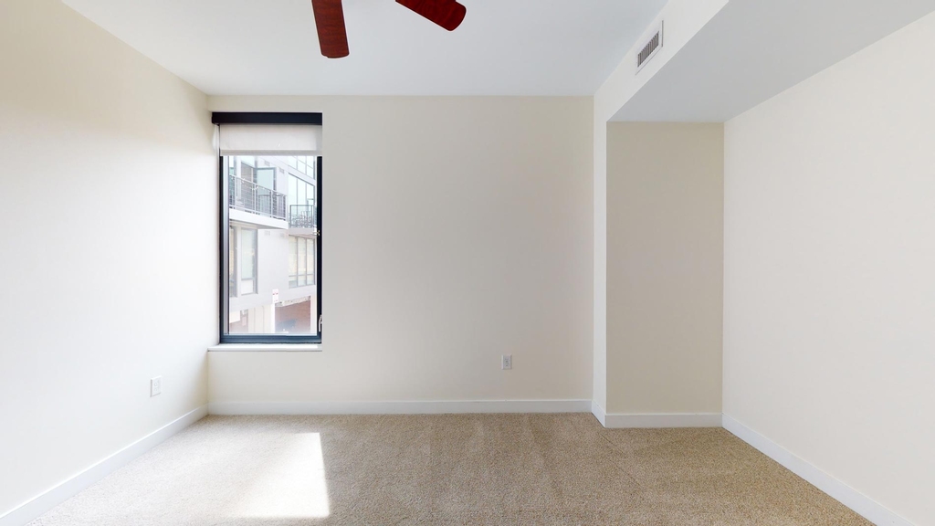 2420 14th Street Nw - Photo 3