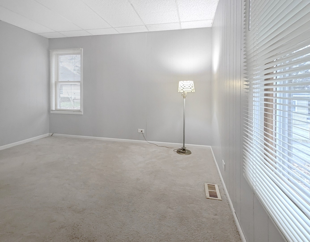 126 Glenview Avenue - Photo 7