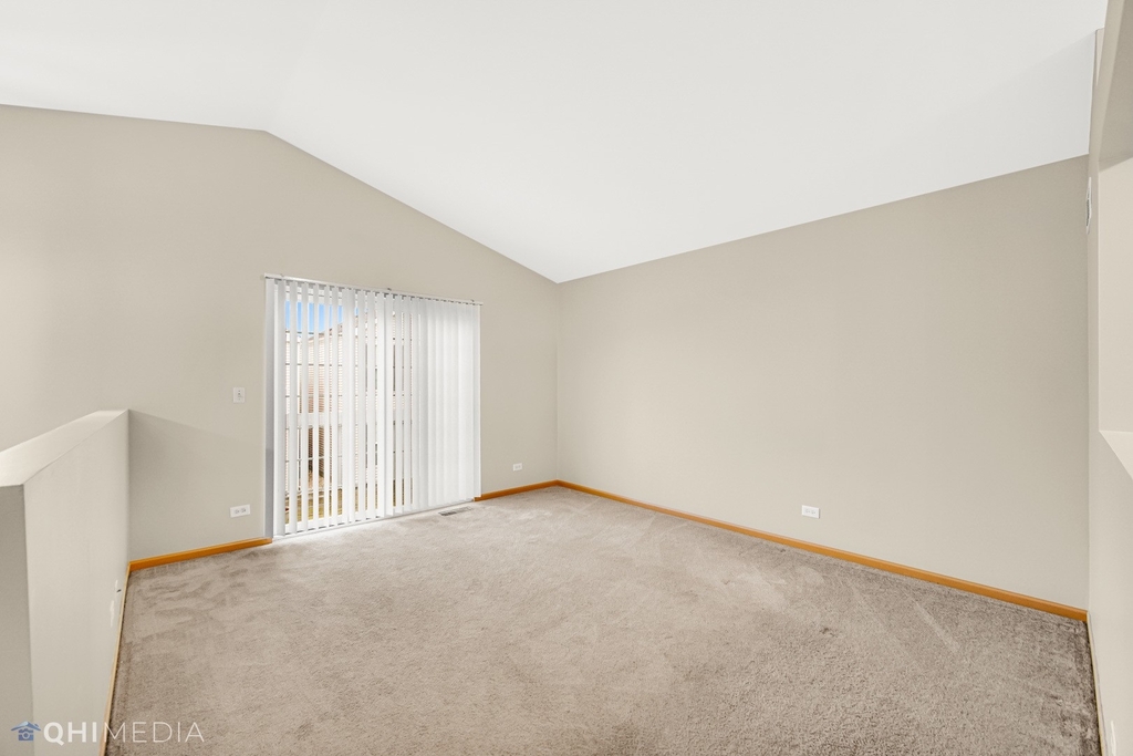 768 Four Seasons Boulevard - Photo 15