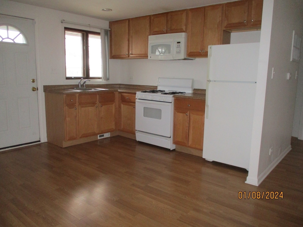 8813 S Komensky Avenue - Photo 3