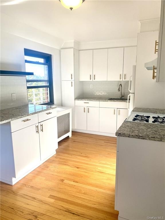 111 Sagamore Road - Photo 2