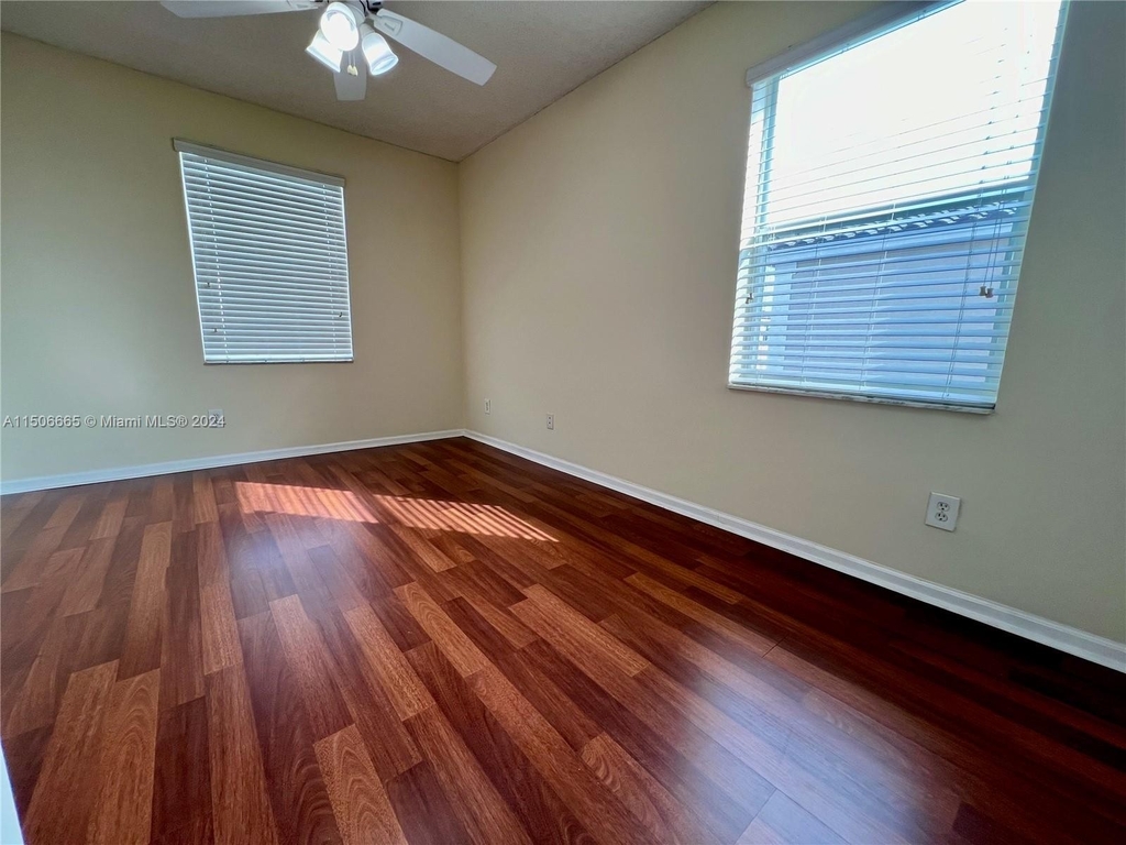 10560 Nw 57th Ct - Photo 13