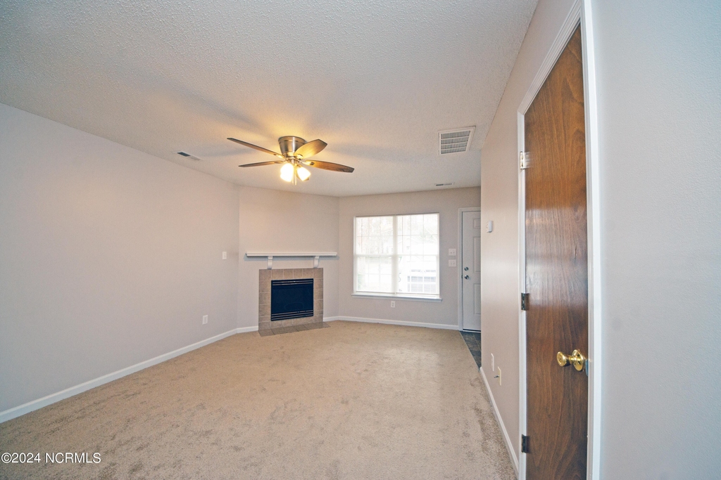 1105 Pueblo Drive - Photo 4