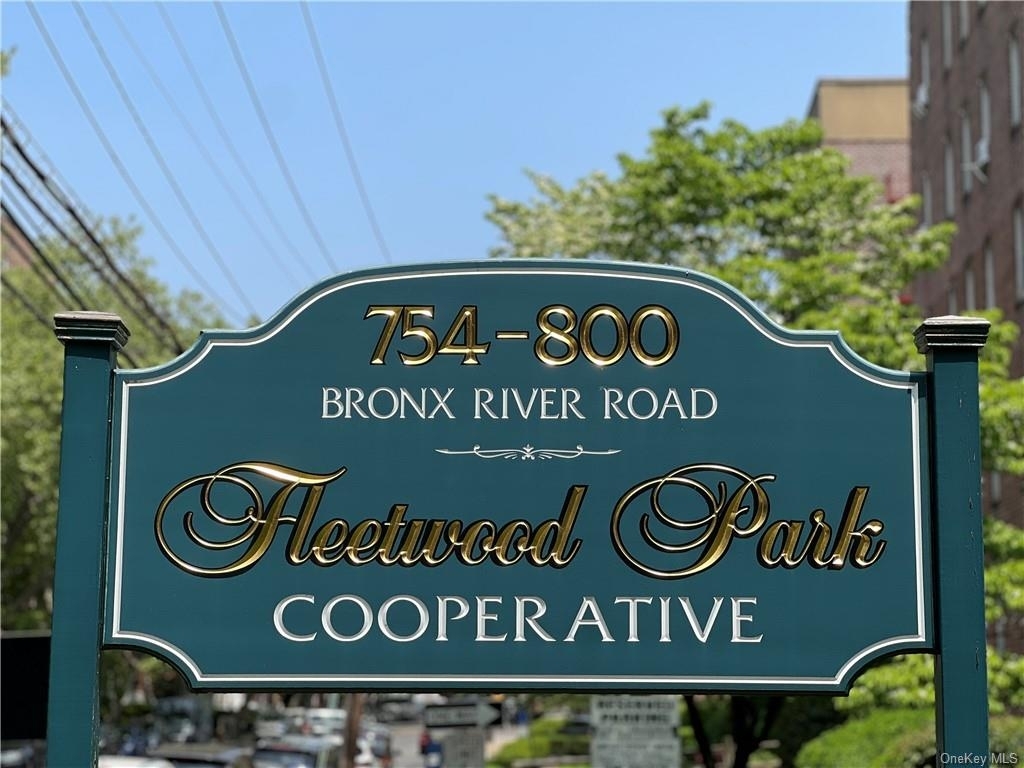 800 Bronx River Road - Photo 0