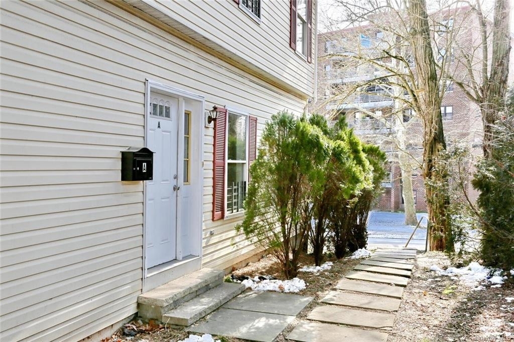 135 Beech Street - Photo 0