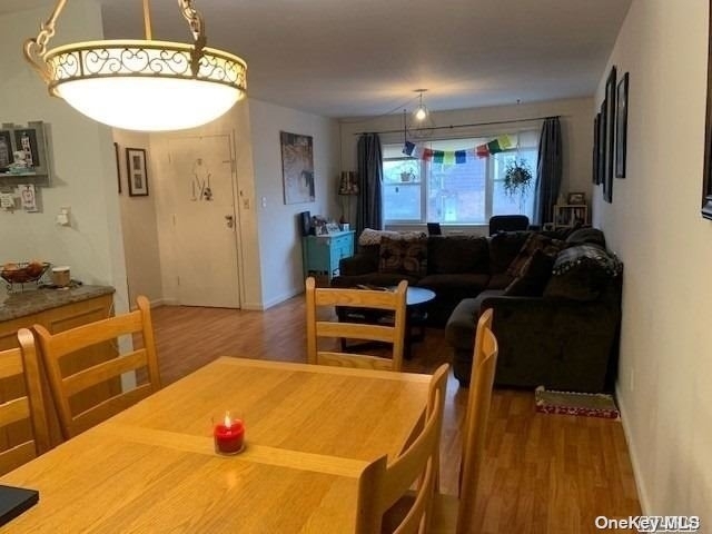 18-06 Bell Boulevard - Photo 2