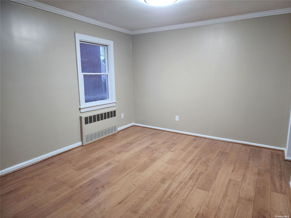 217 E Mineola Avenue - Photo 2