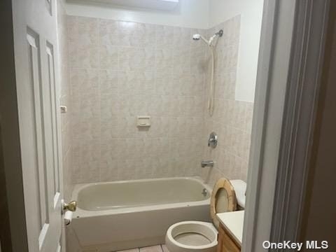 22126 Hempstead Avenue - Photo 2