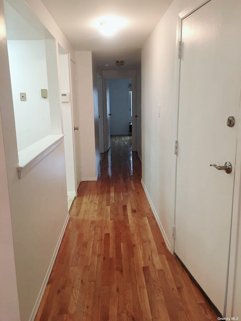 13-11 Bell Boulevard - Photo 2