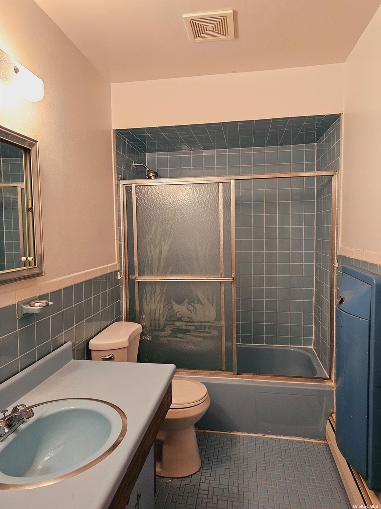 1254 Bergen Avenue - Photo 10