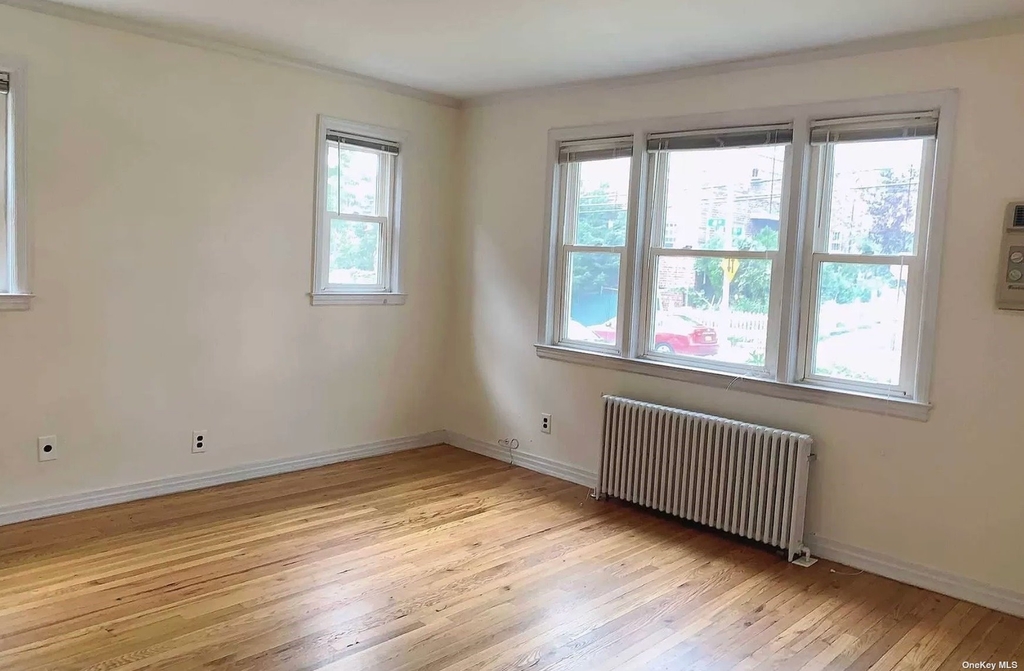 154-26 41st Avenue - Photo 3