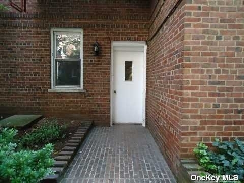 118-11 84th Avenue - Photo 3