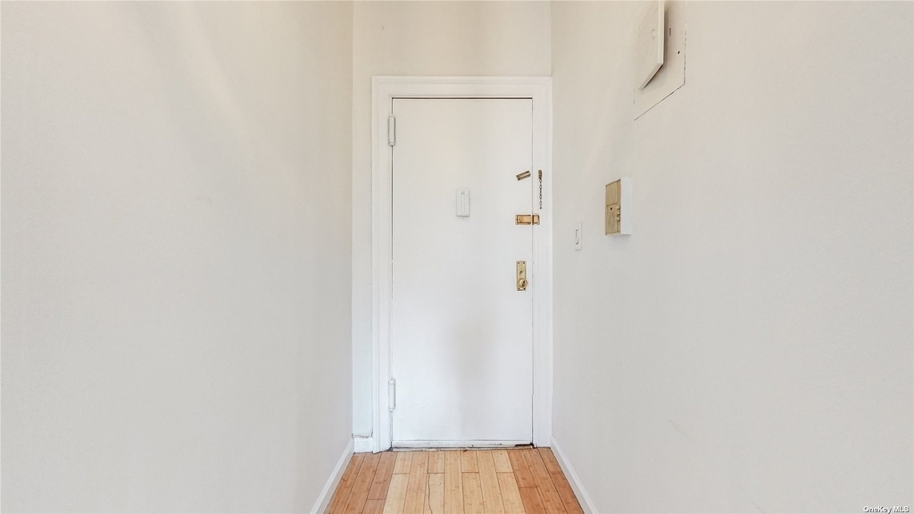 83-52 Talbot Street - Photo 19