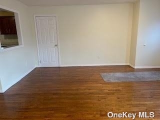 226-07 144th Avenue - Photo 2