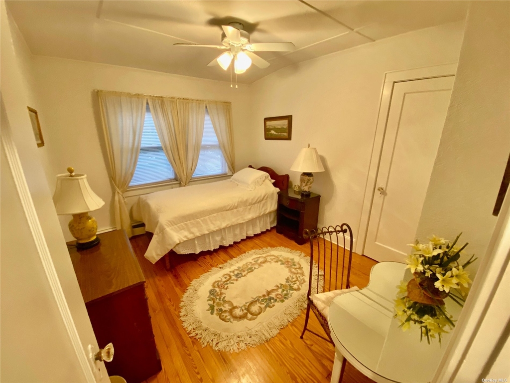 111 Inwood - Photo 8