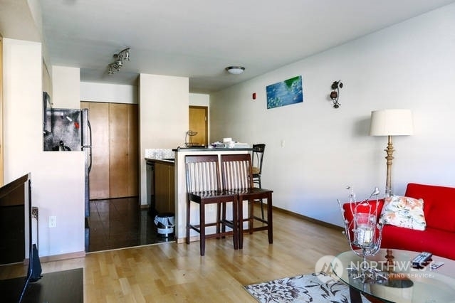 412 11th Avenue - Photo 2