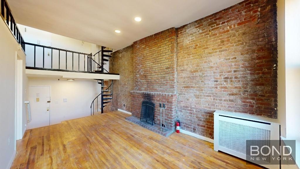 39 West 74th Street/Fire Place/Laundry/Outdoor Space - Photo 1