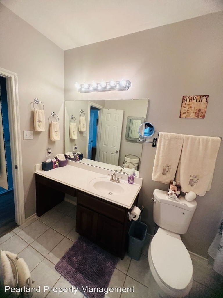 2227 Kemah Village Dr - Photo 10