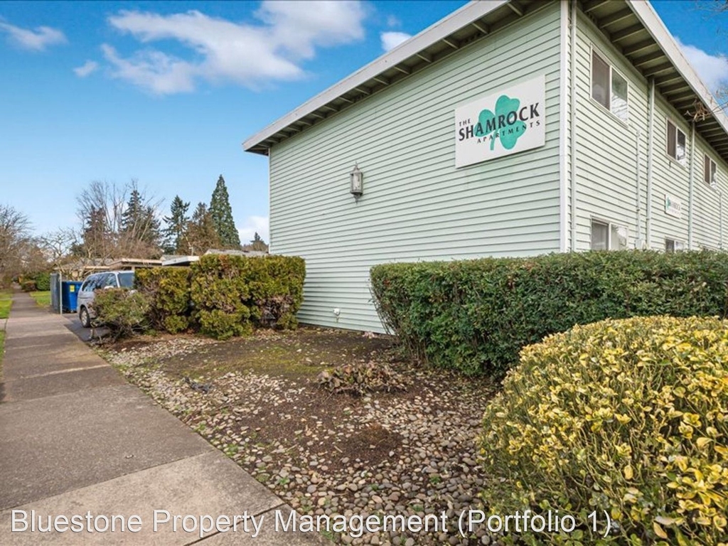 3430 Se 58th Ave - Photo 18