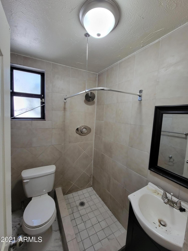 2135 W Hadley Street - Photo 4