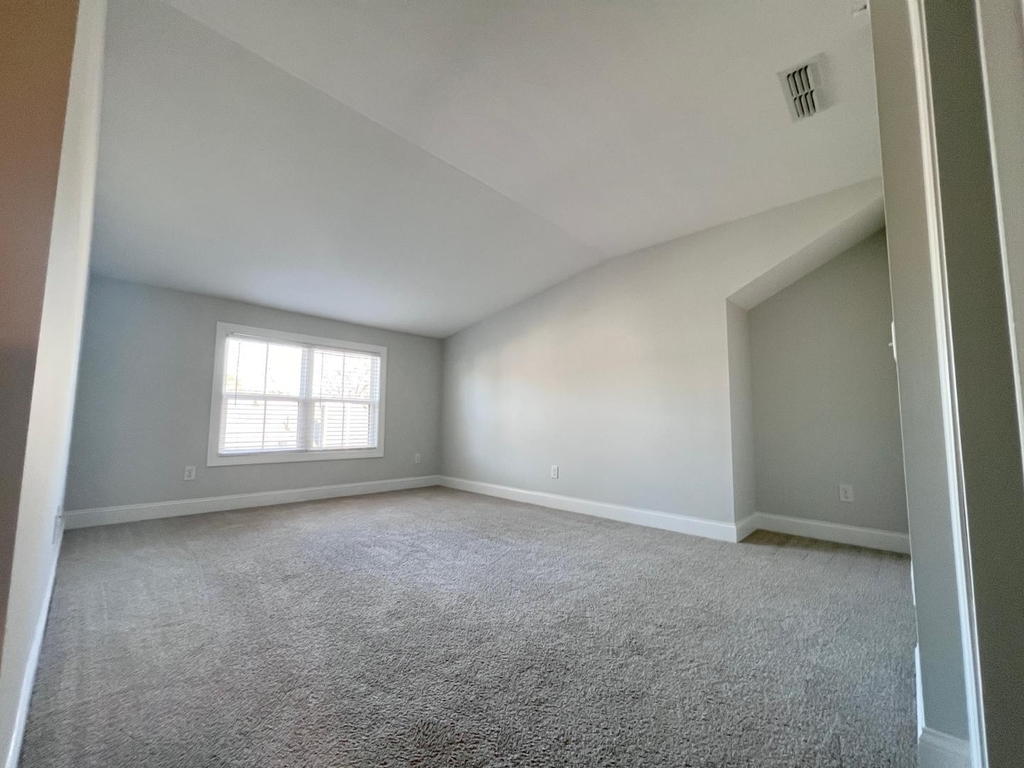 6800 Milligan Way - Photo 28