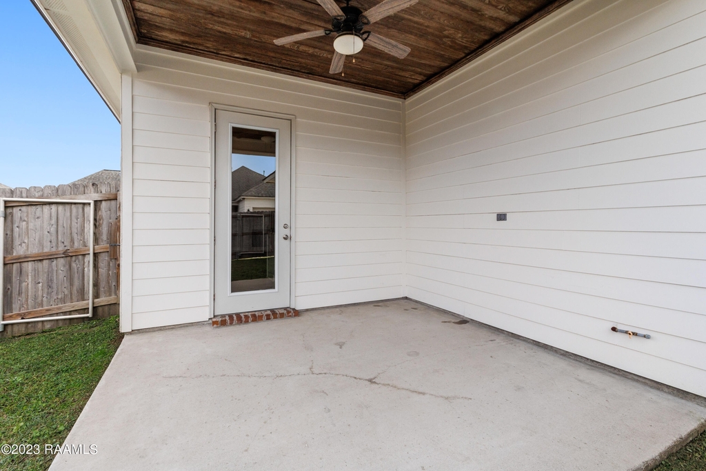 203 Parker Lane - Photo 11