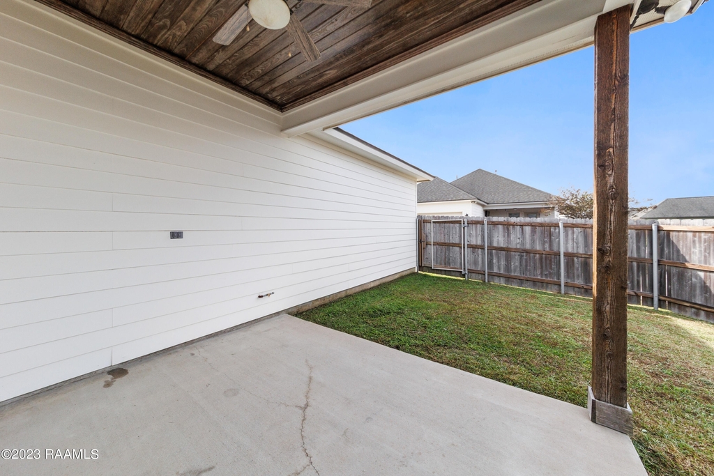 203 Parker Lane - Photo 7