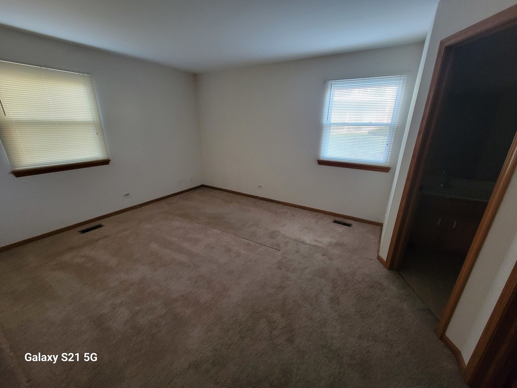 162 Stirling Lane - Photo 4