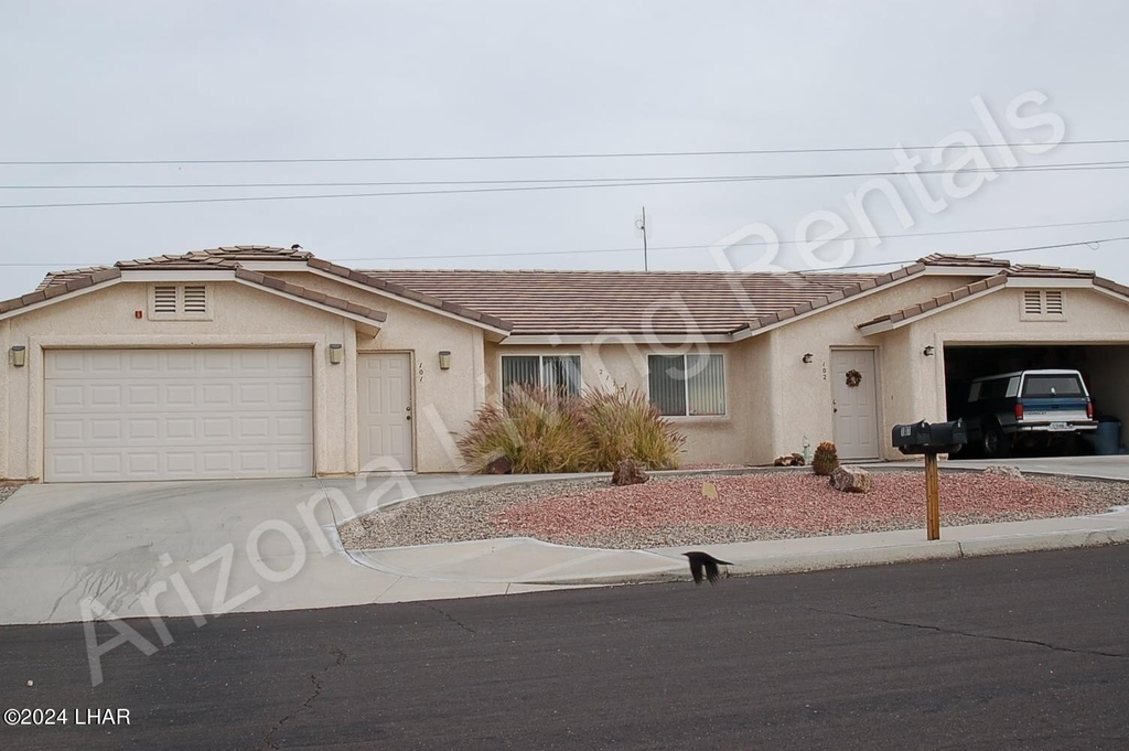 2173 Injo Dr - Photo 0