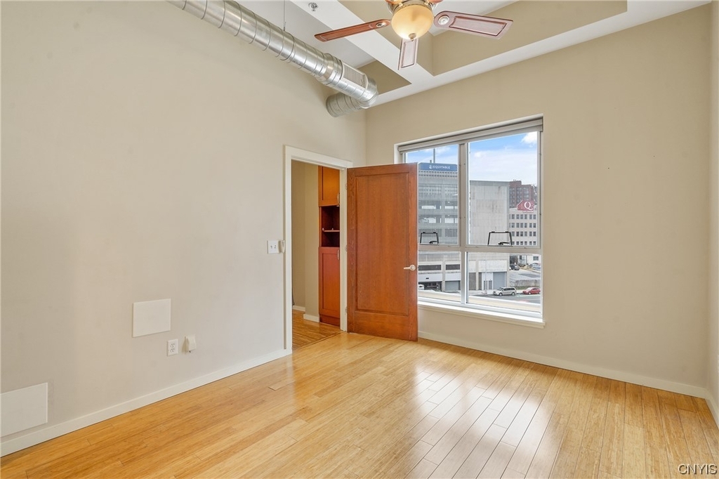 211 W Jefferson Street - Photo 29