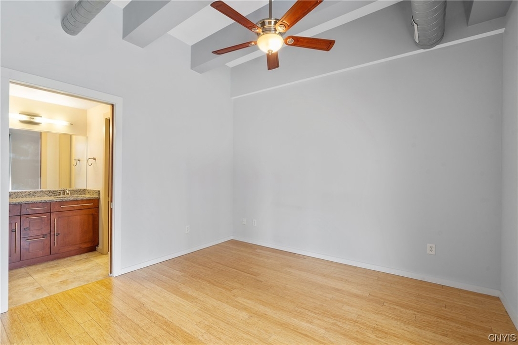 211 W Jefferson Street - Photo 20