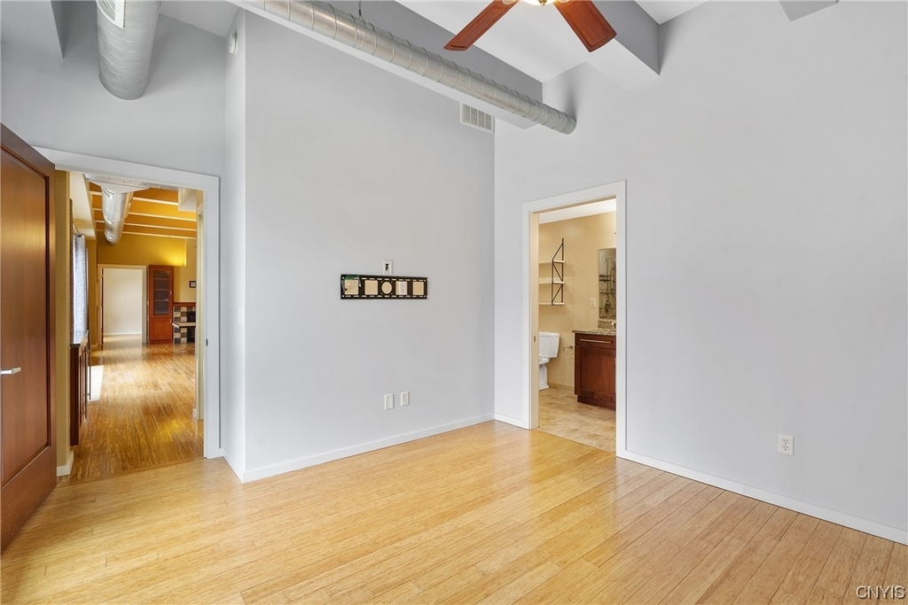 211 W Jefferson Street - Photo 21