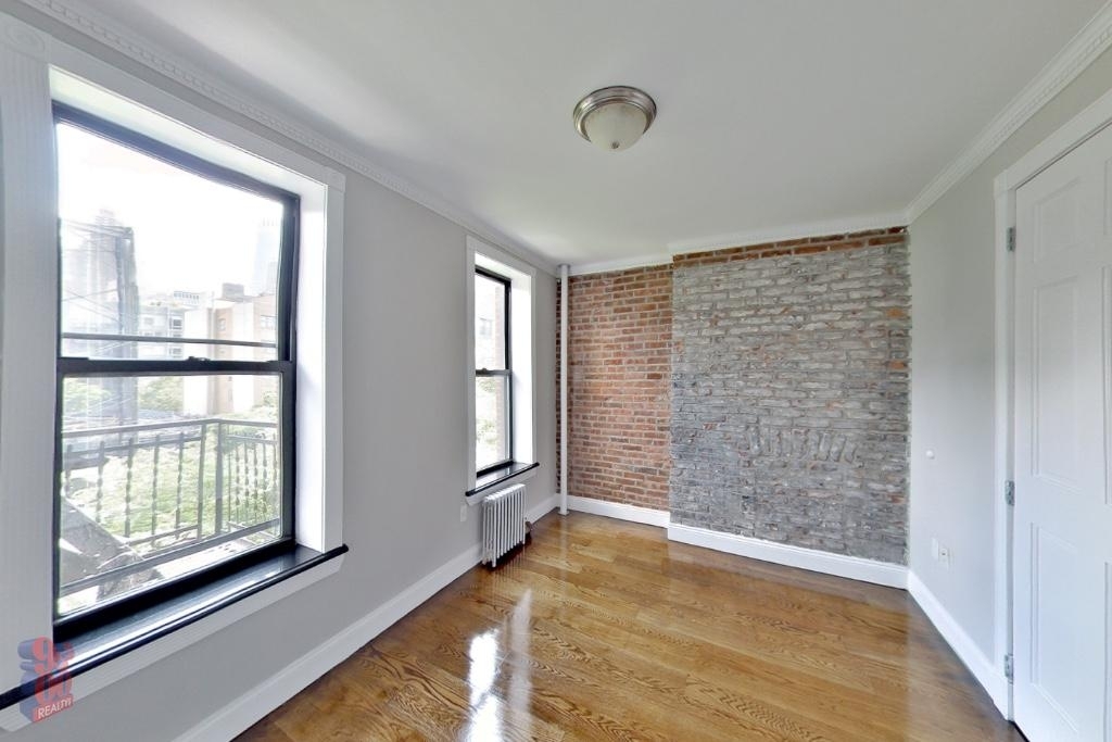 436 West 52nd Street, Unit 10d - Photo 4