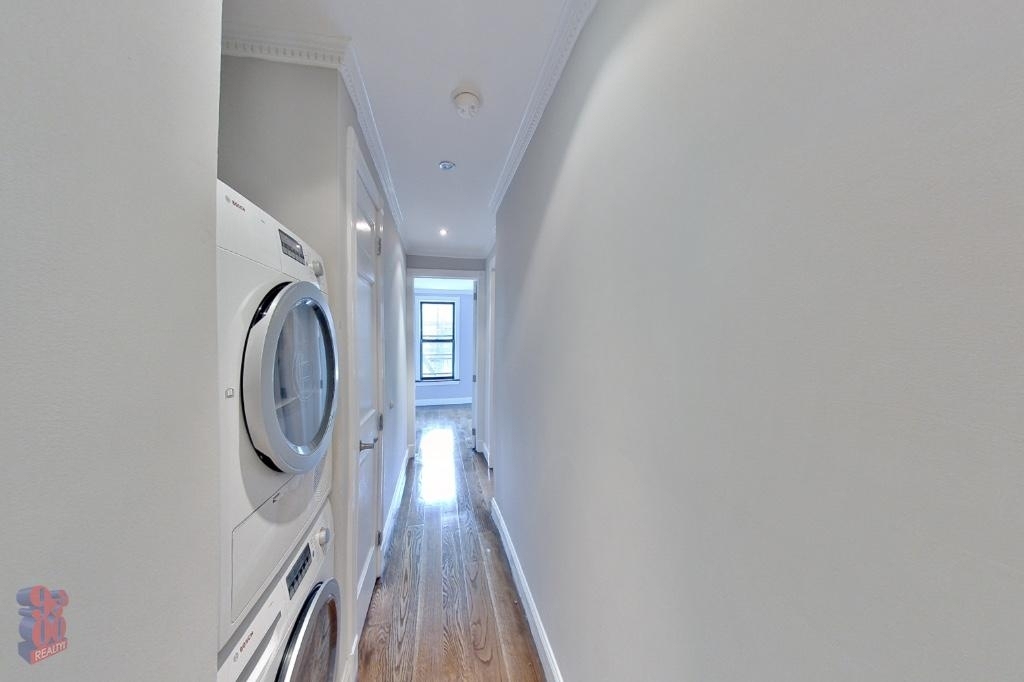 436 West 52nd Street, Unit 10d - Photo 6