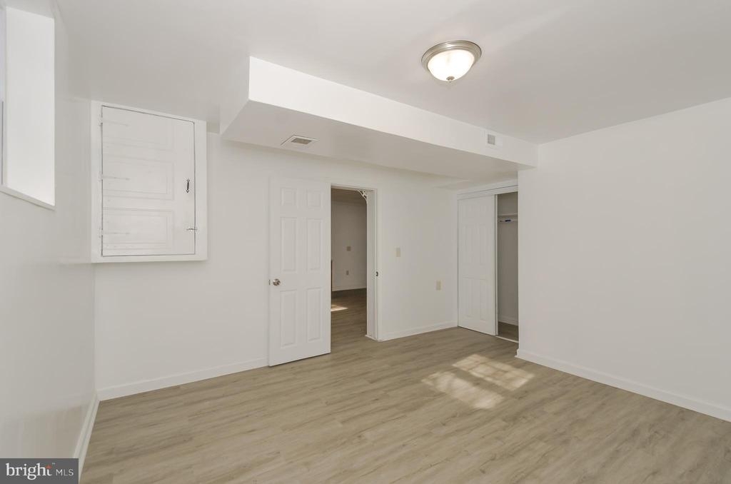 5800 Keppler Rd - Photo 24