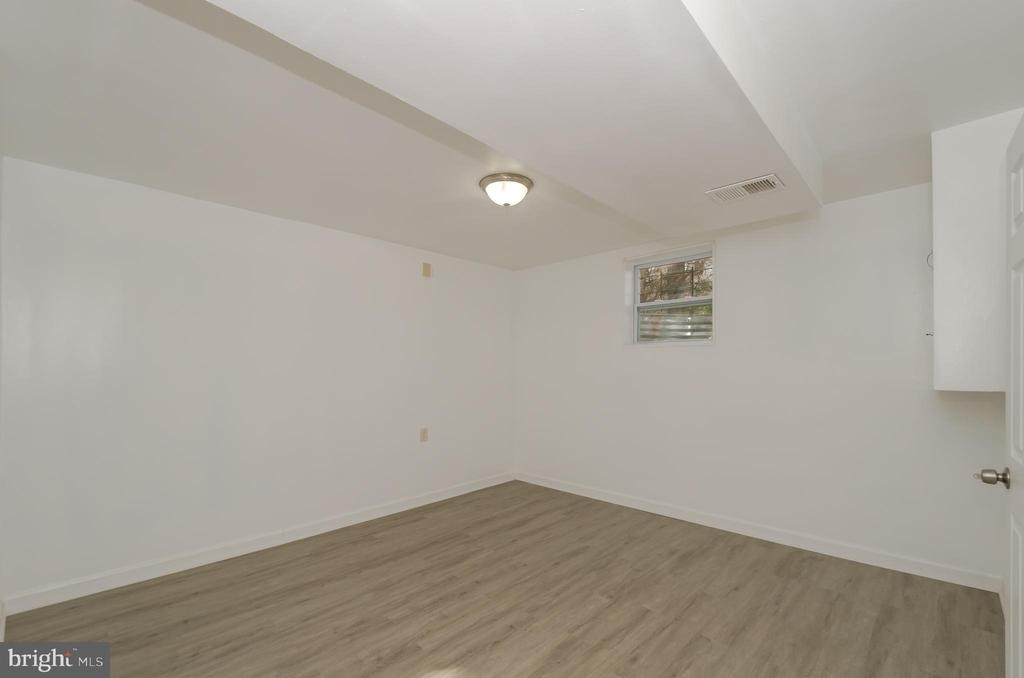 5800 Keppler Rd - Photo 23