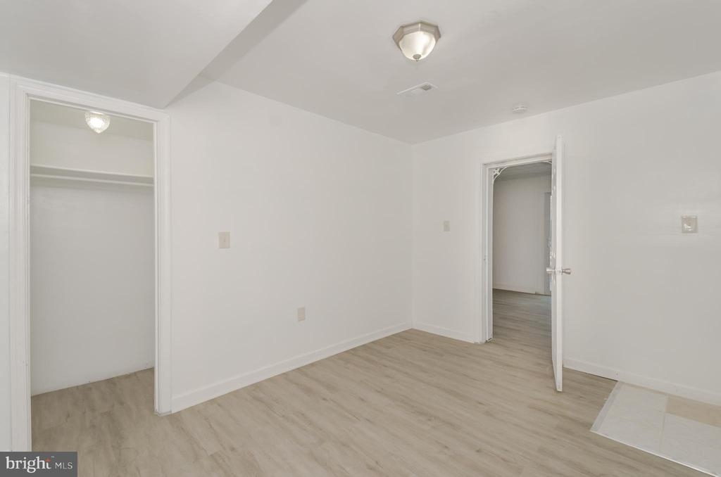 5800 Keppler Rd - Photo 33