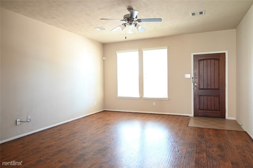 25007 Tancy Ranch Court - Photo 10
