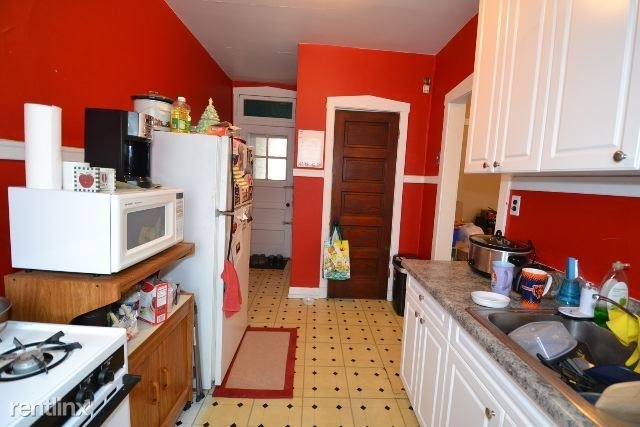 5023 N. Winchester, Unit 6 - Photo 3