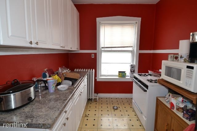 5023 N. Winchester, Unit 6 - Photo 1