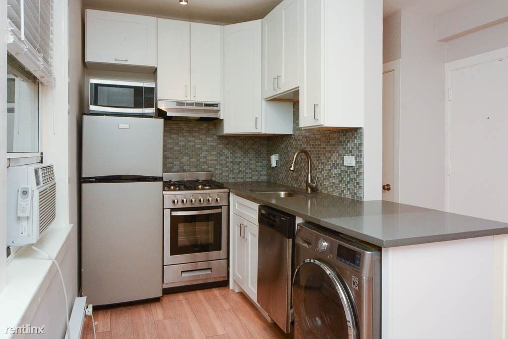 511 W. Belmont, Unit A32 - Photo 2