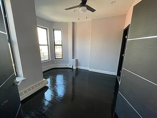 950 Bergen Street - Photo 2