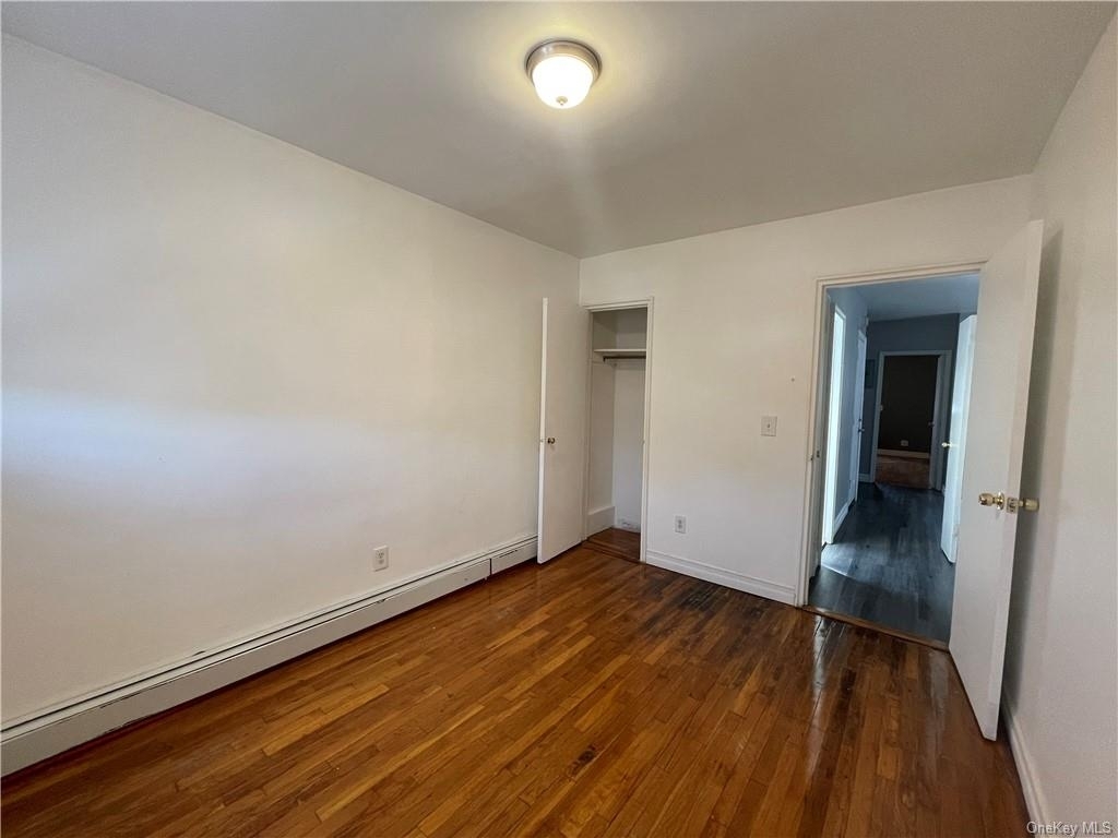 1217 E 223 Street - Photo 7