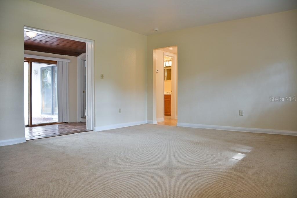 4615 W Leona Street - Photo 2