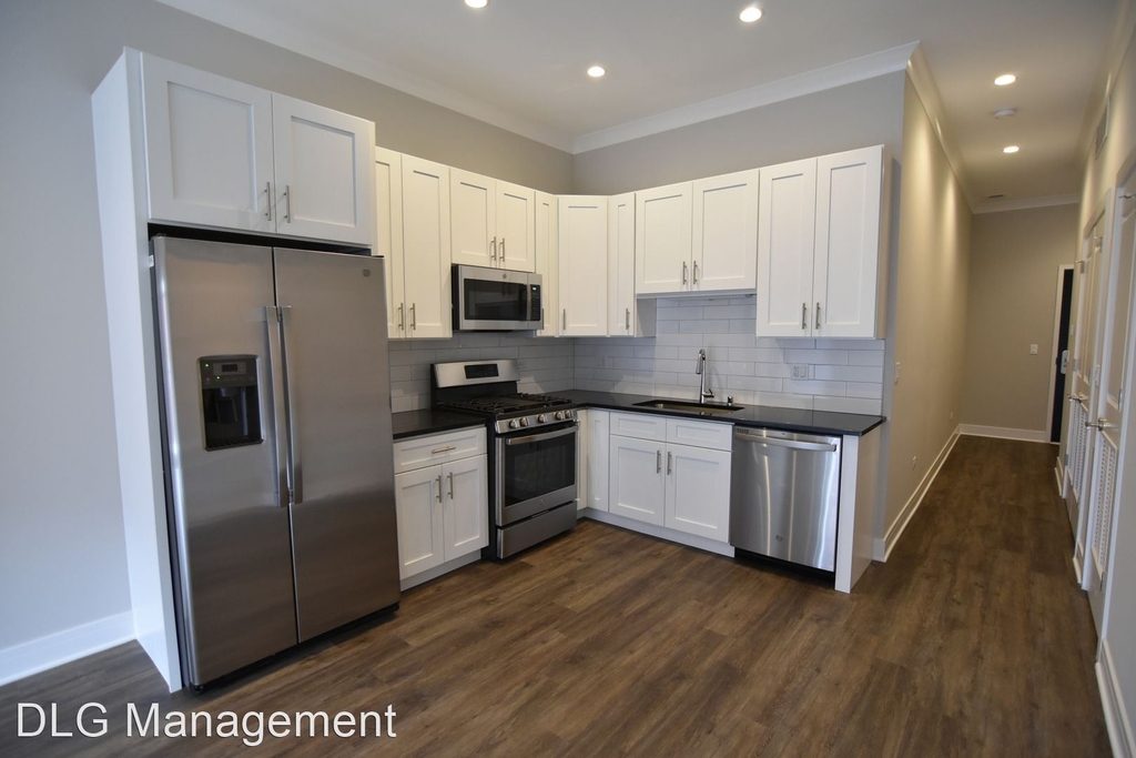 927 W. Irving Park - Photo 17