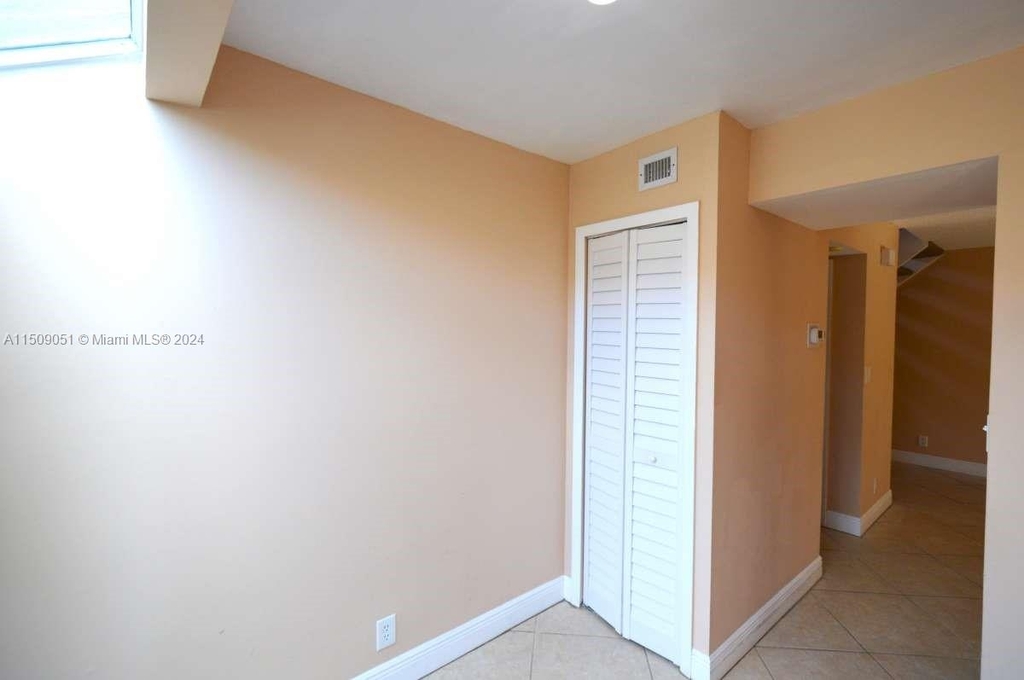 7892 Nw 7th Ct - Photo 14